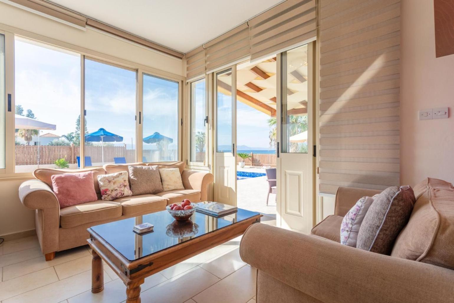 Villa Seashore One Пафос Екстер'єр фото